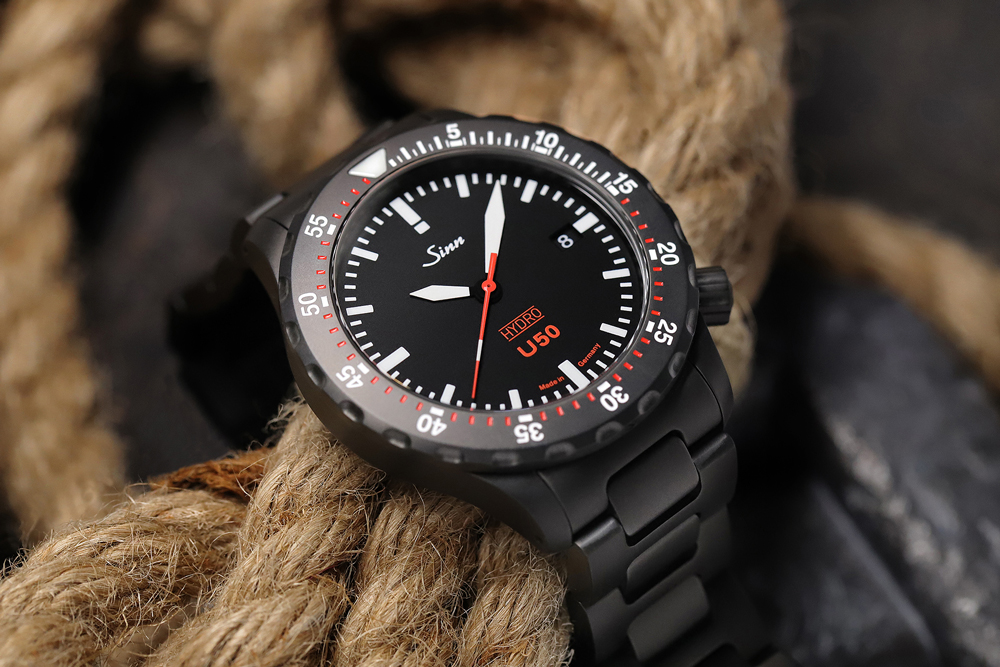 傷（キズ）に強いテギメント搭載モデル｜ドイツ製腕時計 Sinn（ジン