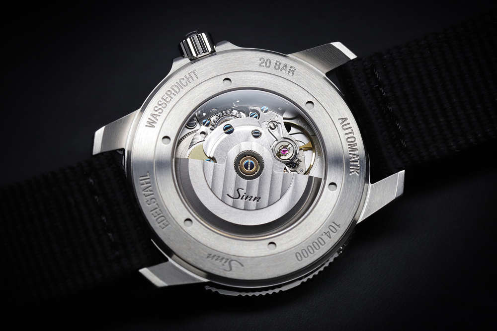 パイロットウォッチの新作104 Classic 12｜ドイツ製腕時計 Sinn（ジン