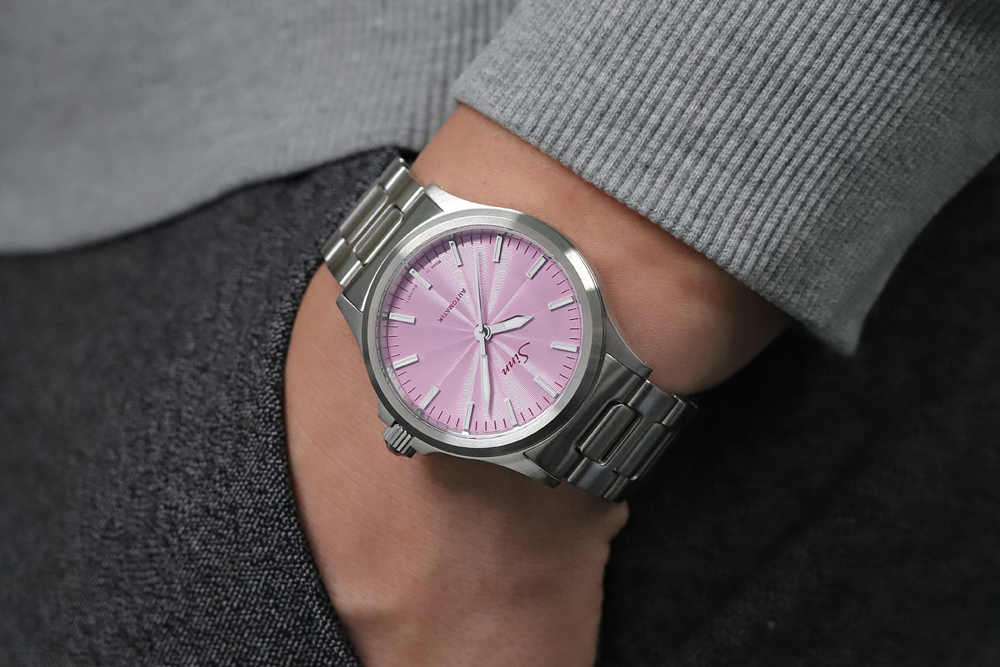 556 Mauve