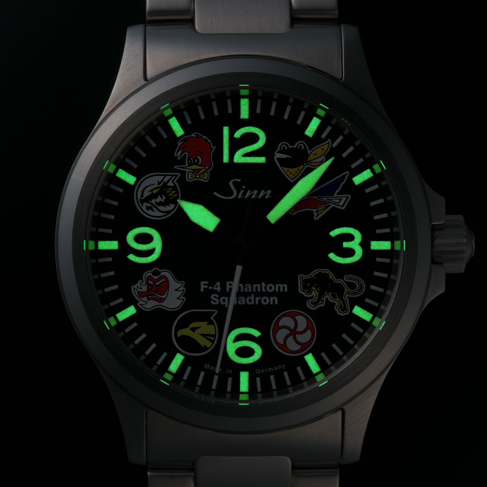 556.F-4 | ドイツ製腕時計 Sinn（ジン）公式サイト