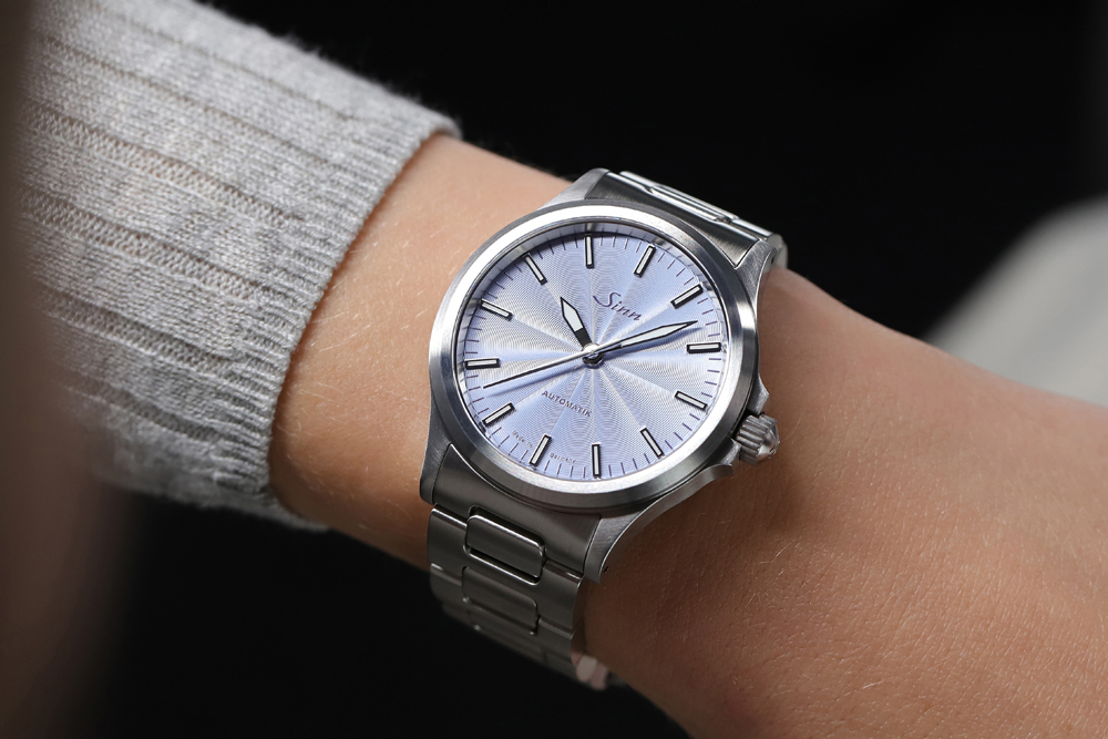 556 Ice Blue